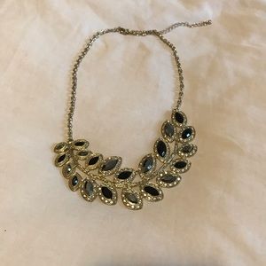 2/25$ 🎀 Aldo necklace